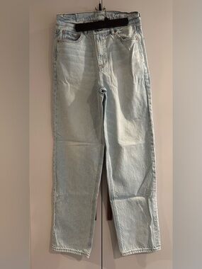 American Eagle criss-cross Straight Leg Jeans in Light Blue Wash